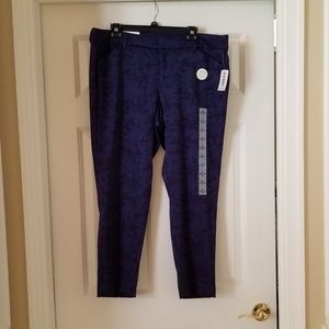 Old Navy Pixie Ankle Length Pants Sz 16 R, NWT